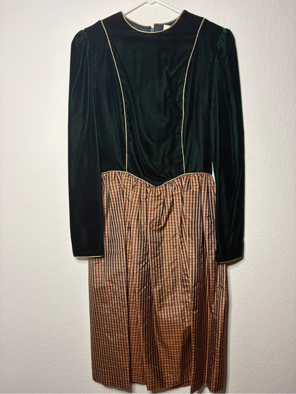 Ross Platos Vintage Long Sleeve Green Velvet and Plaid Holiday Christmas Dress
